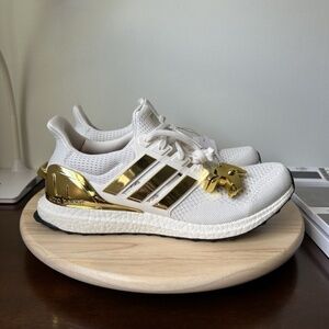 adidas Ultraboost x Fortnite Victory Crow White Sneakers JQ0717 Men NEW